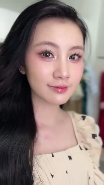 Gương mặt sau một buổi makeup tại studio
