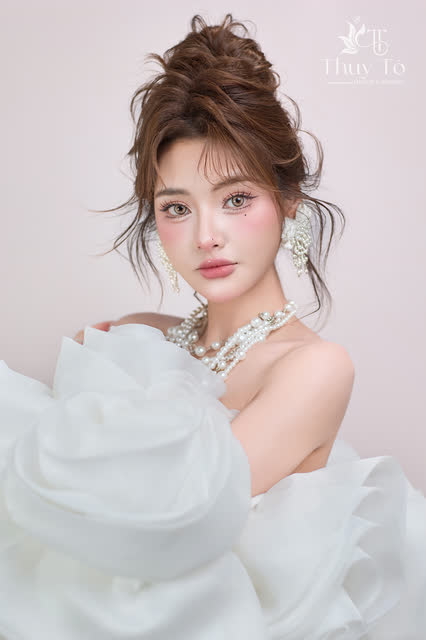 Gương mặt do Thúy Tô Makeup thực hiện tại studio Ocean Park 2