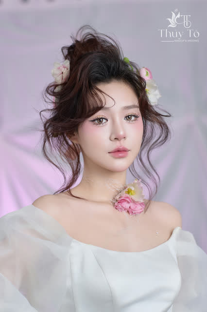 Gương mặt do Thúy Tô Makeup thực hiện — minh hoạ nỗi đau số 6